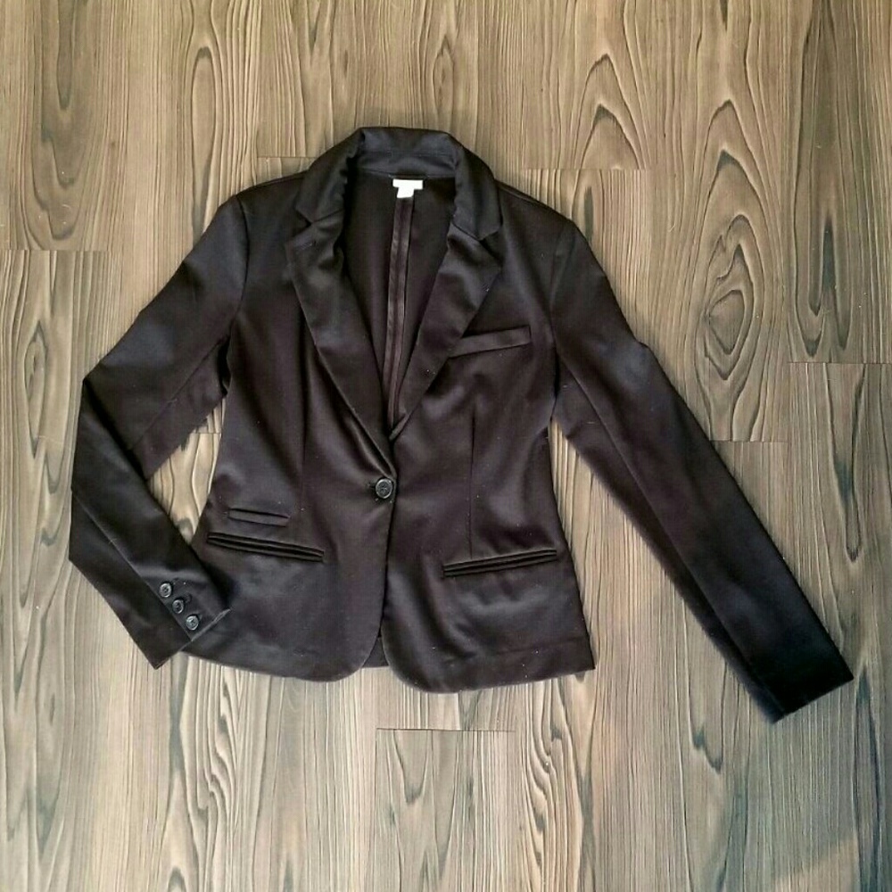 Black One Buttoned Blazer